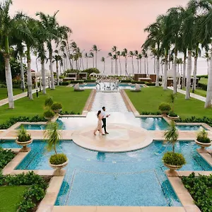 ***** Station touristique Grand & Spa, A Waldorf Astoria États-Unis